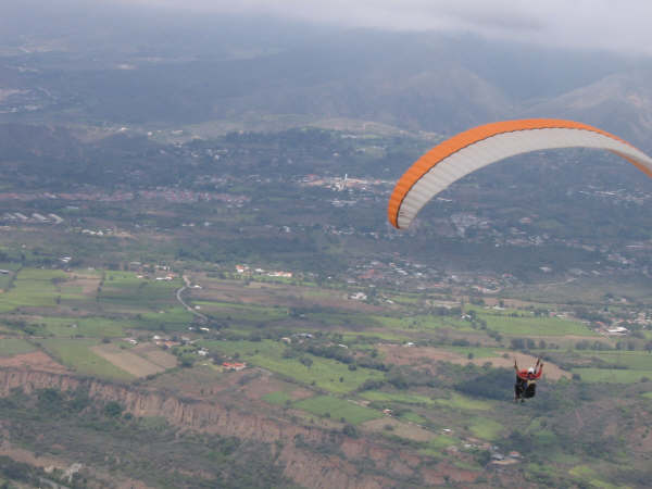 VUELO EN PARAPENTE